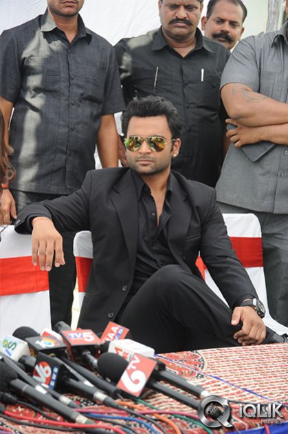 Nee-Jathaga-Nenundali-Movie-Opening